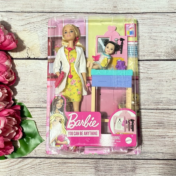 Barbie Careers Pediatrician Doll Playset Blonde Doctor NEW - Picture 3 of 6